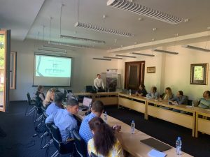 Приказки и пътеки: Безвременната симфония на вулкани и тревни площи на Ulaanqab