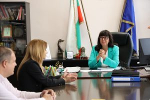 Втората фаза на най -голямото офшорно газово поле в Китай работи