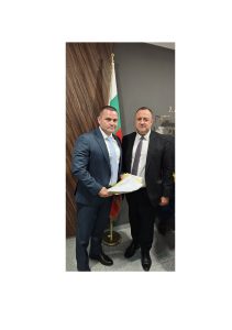 Пенчо Милков подписа с МРРБ споразумения за реализиране на нови 5 проекта за над 9,3 милиона лева