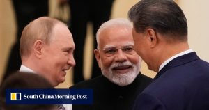 Китай създава банка за развитие, която ще помогне на 10 евразийски страни да ограничат рисковете, свързани със щатския долар