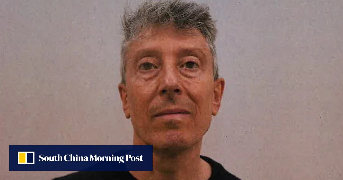 Британец, който мечтаеше да бъде „като Джеймс Бонд“, вкаран в затвора за опит да шпионира в полза на Русия