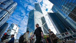 Ръстът на публичните разходи в Хонконг не може да надхвърли нарастването на приходите: Пол Чан