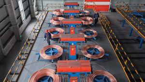 Икономическият растеж на Китай се ускорява до 5% през Q1